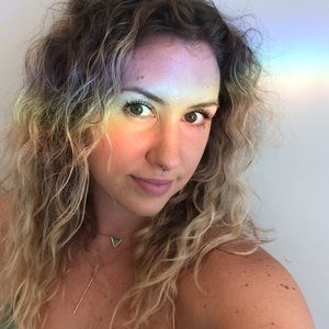 Meet your Posher, Shannon